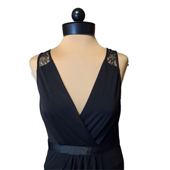 BCBGeneration Black Wrap Style Lace Dress NWT Size 4 - Picture 2 of 9